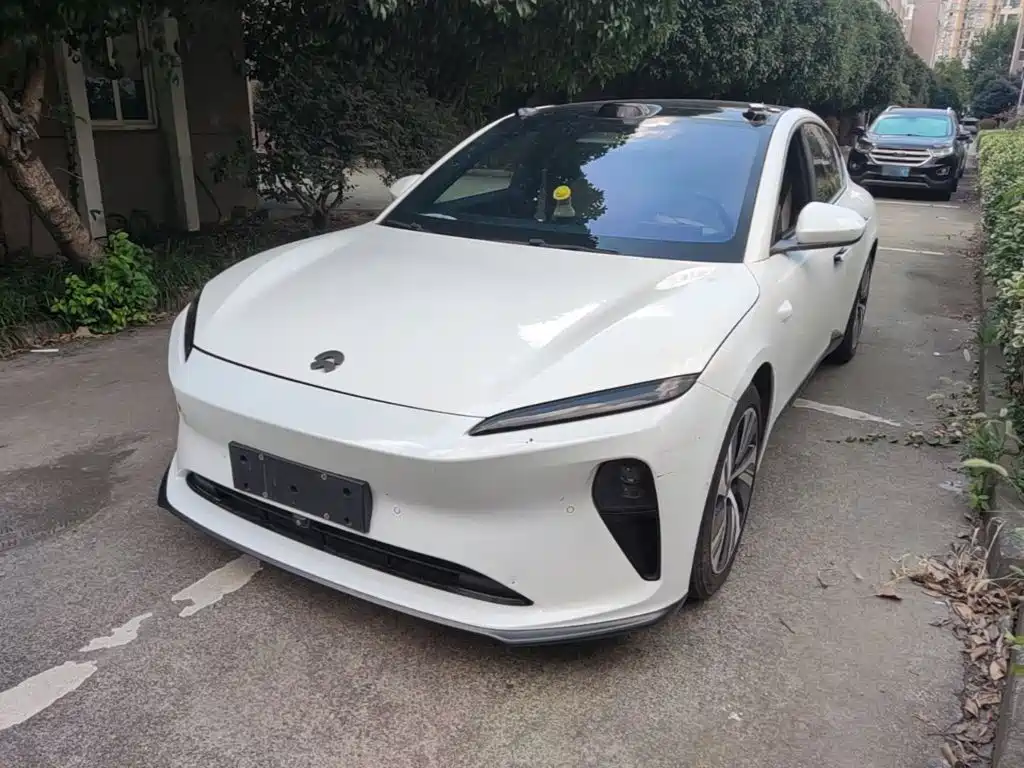 NIO ET5 — миниатюра 2