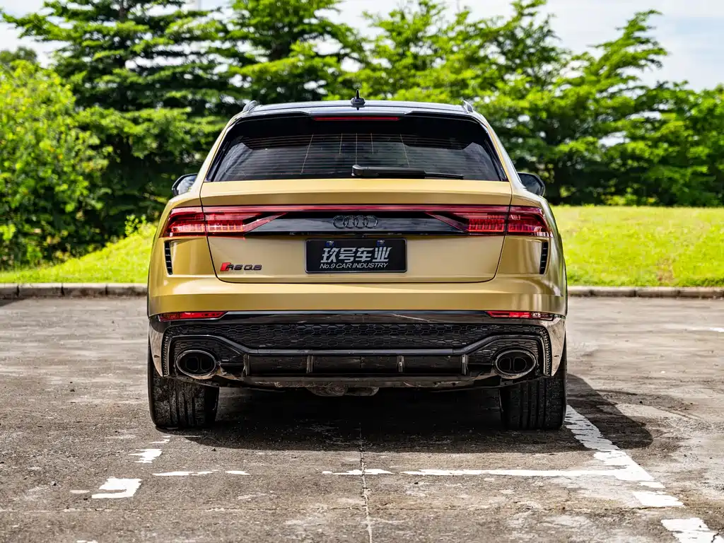 Audi RS Q8 — миниатюра 4