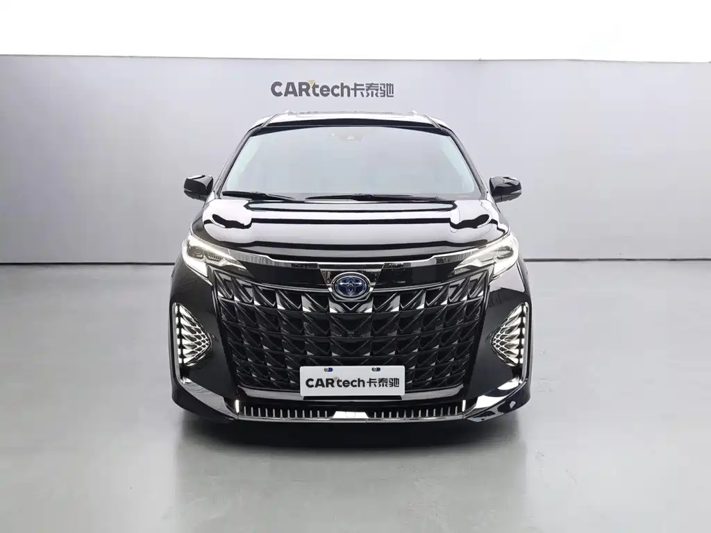 Toyota Sienna — миниатюра 2