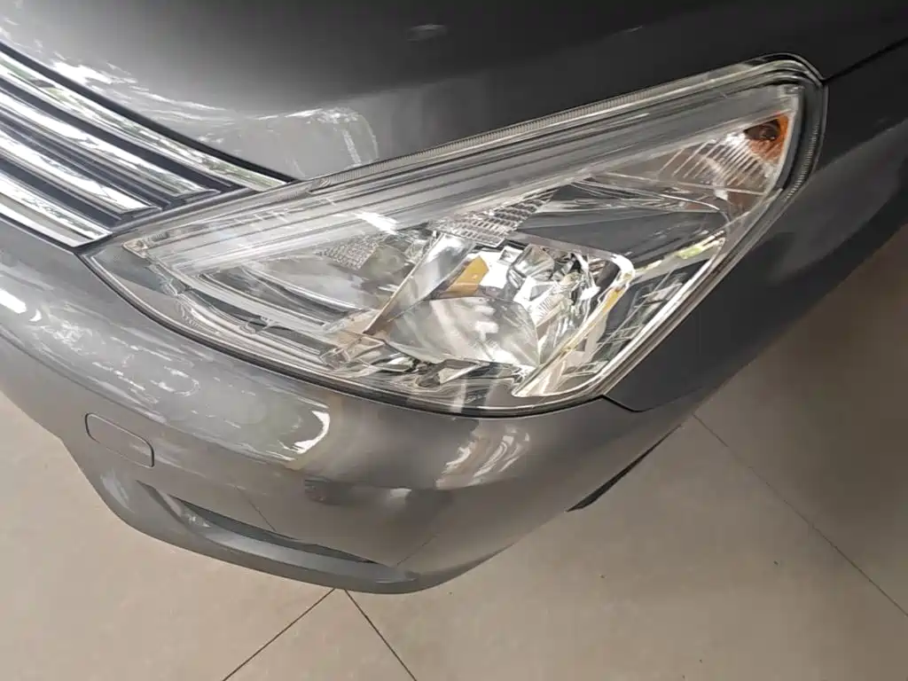 Nissan Livina — миниатюра 18