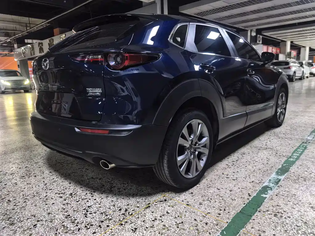 MAZDA CX 30