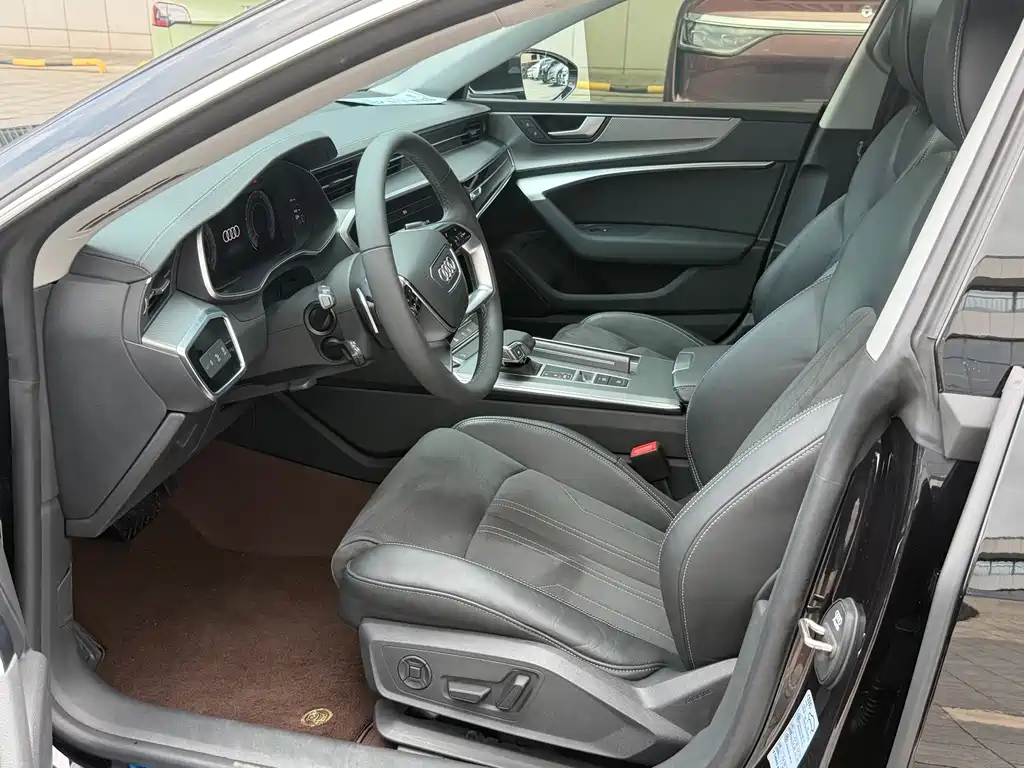 Audi A7L — миниатюра 4