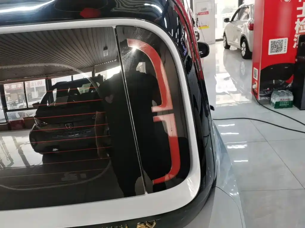 Baojun KiWi EV — миниатюра 8