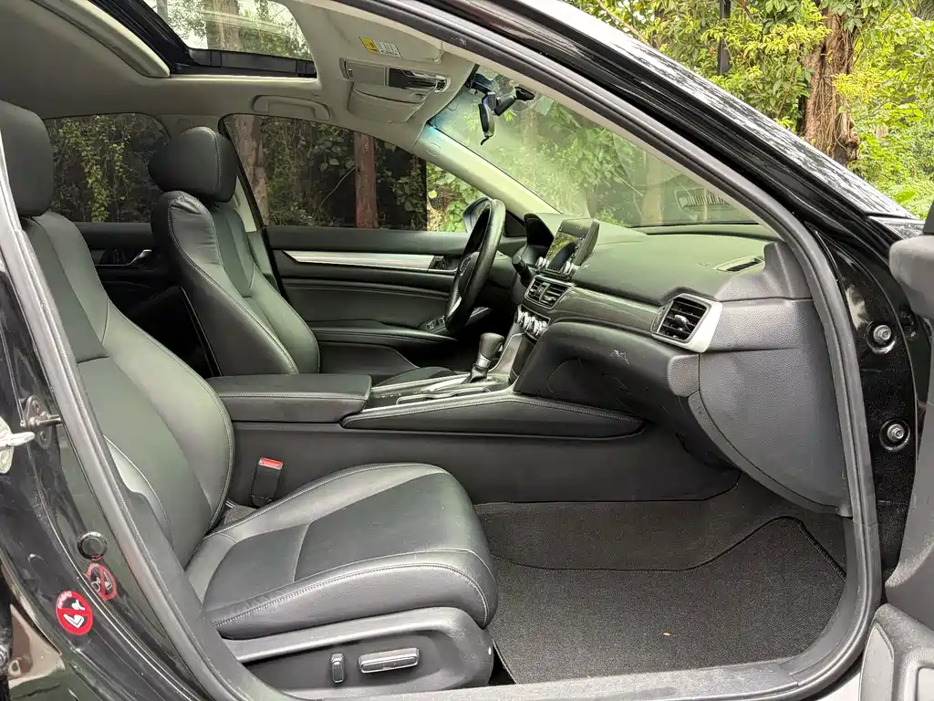 Honda Accord — миниатюра 5