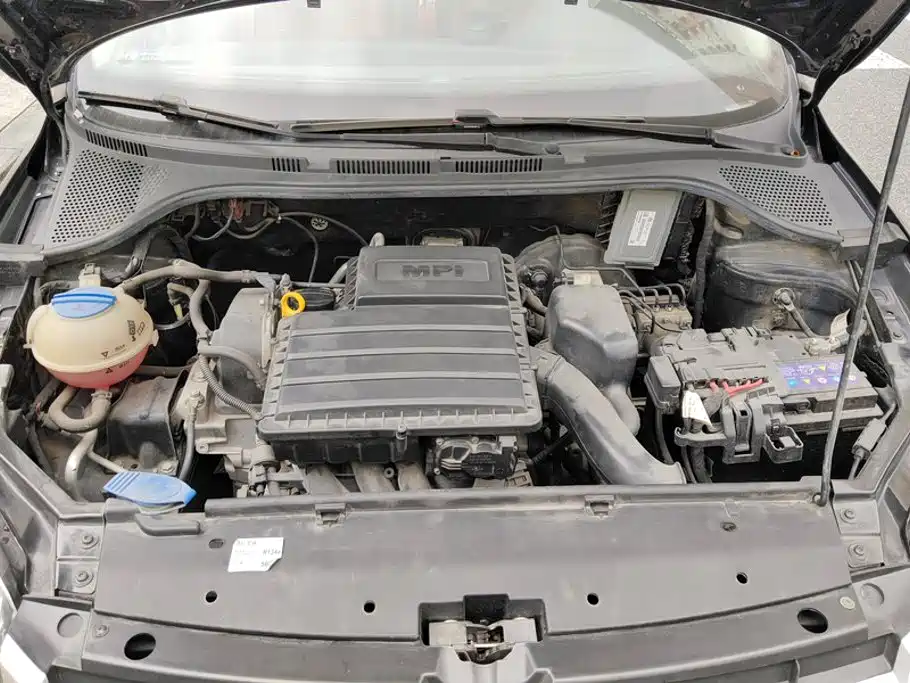 Volkswagen Santana — миниатюра 10
