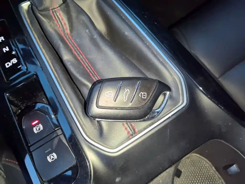 MG MG5 — миниатюра 9