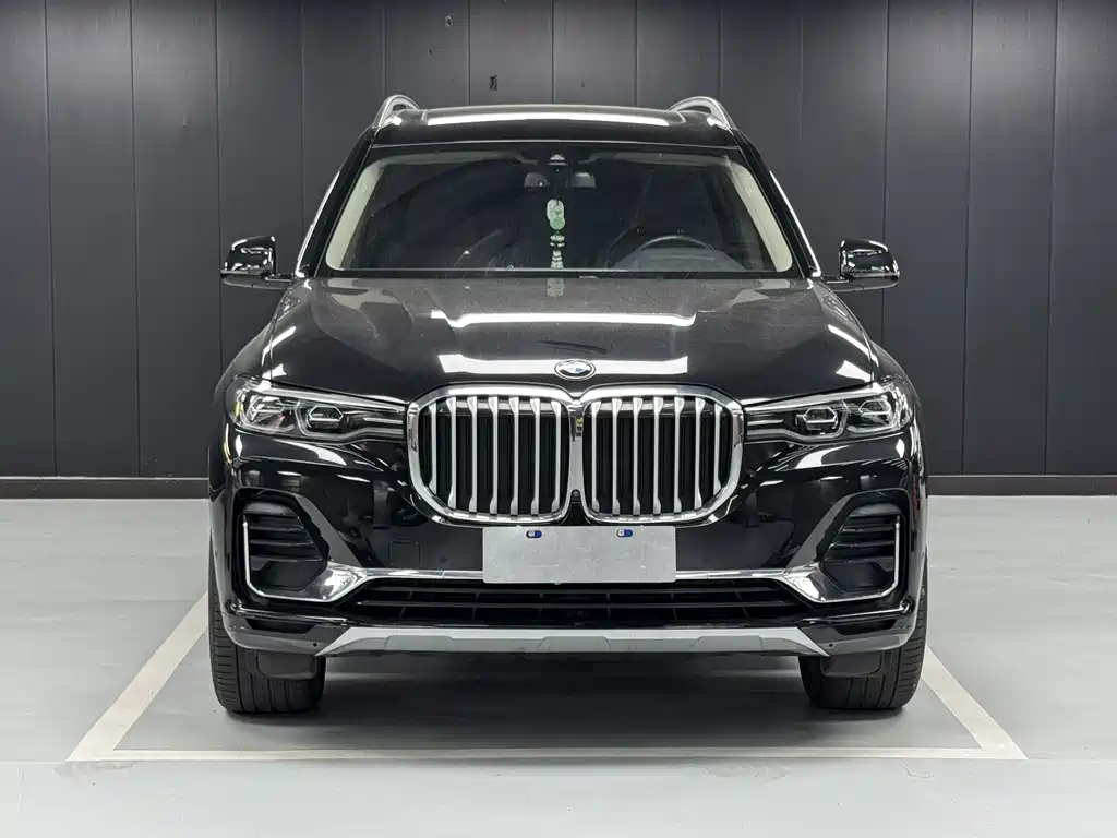 BMW X7 2022 xDrive40i Lead Luxury