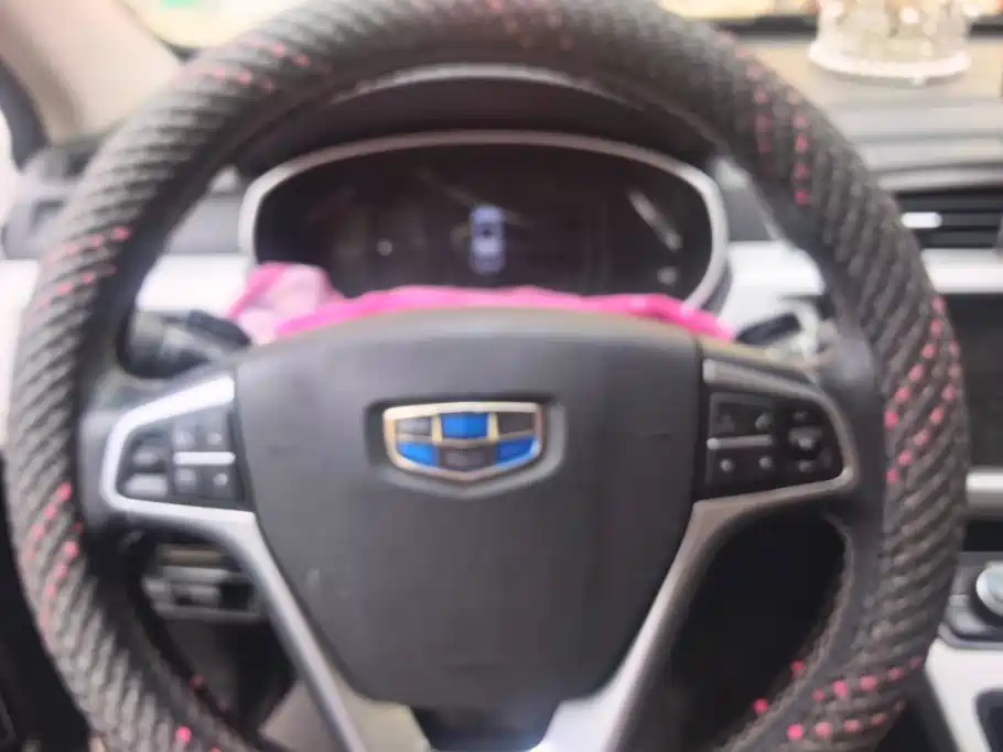 Geely Boyue — миниатюра 15