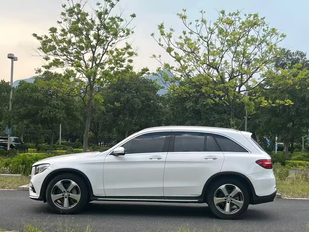Mercedes-Benz GLC — миниатюра 11