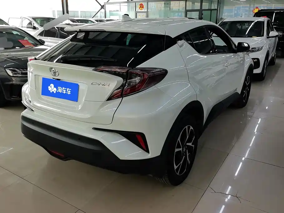 Toyota C-HR — миниатюра 3