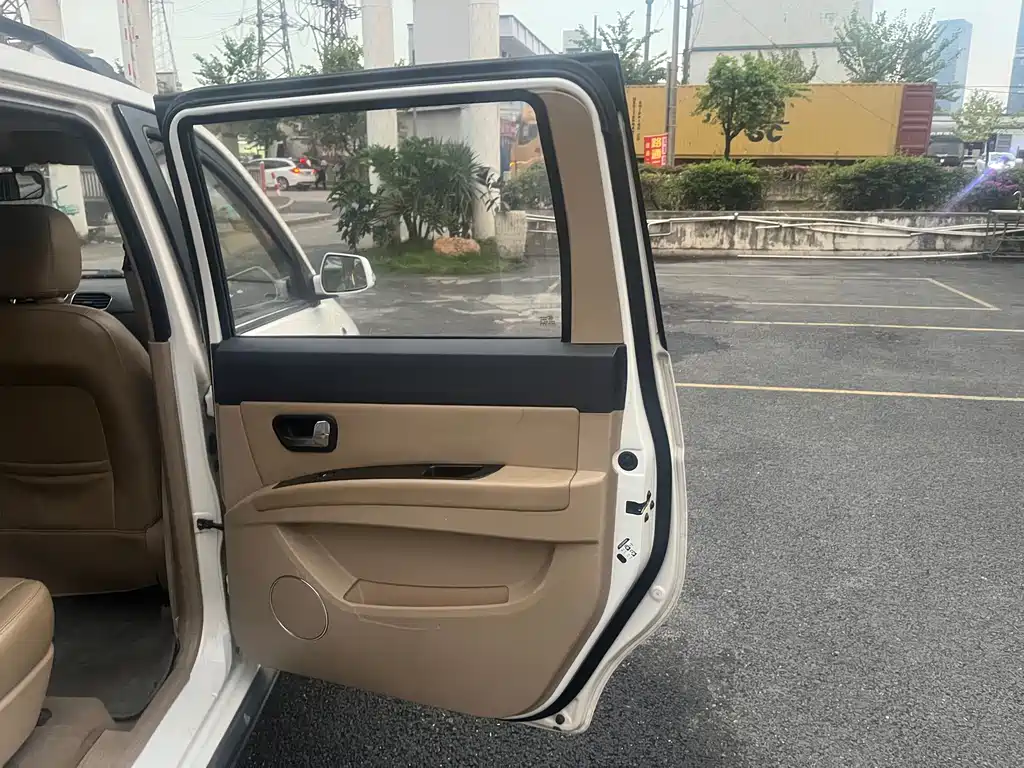 Wuling Hongguang — миниатюра 15