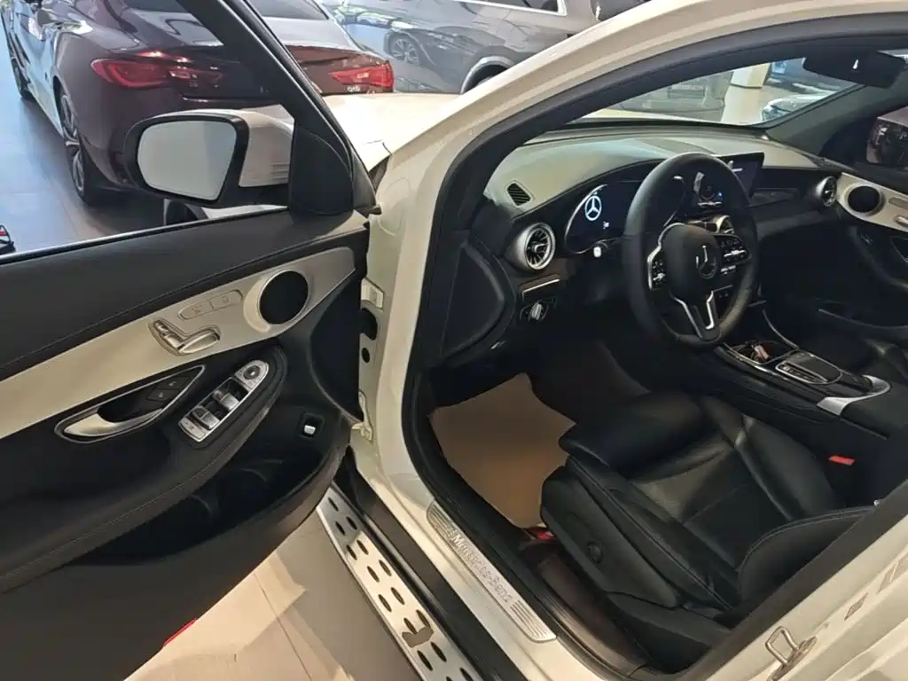 Mercedes-Benz GLC — миниатюра 16