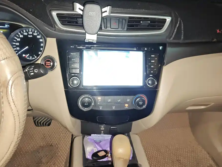 Nissan X-Trail — миниатюра 13