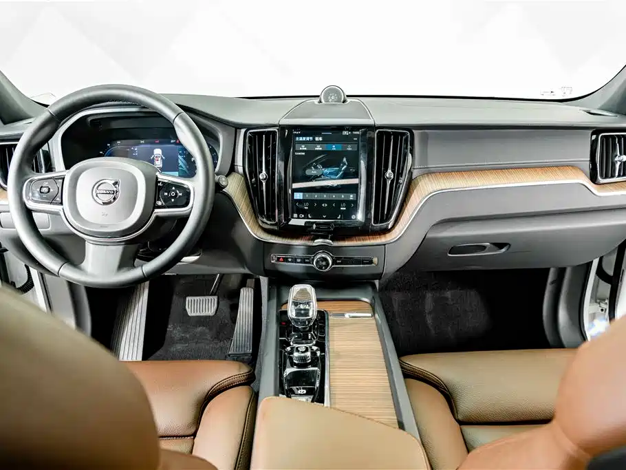 Volvo XC60 — миниатюра 12