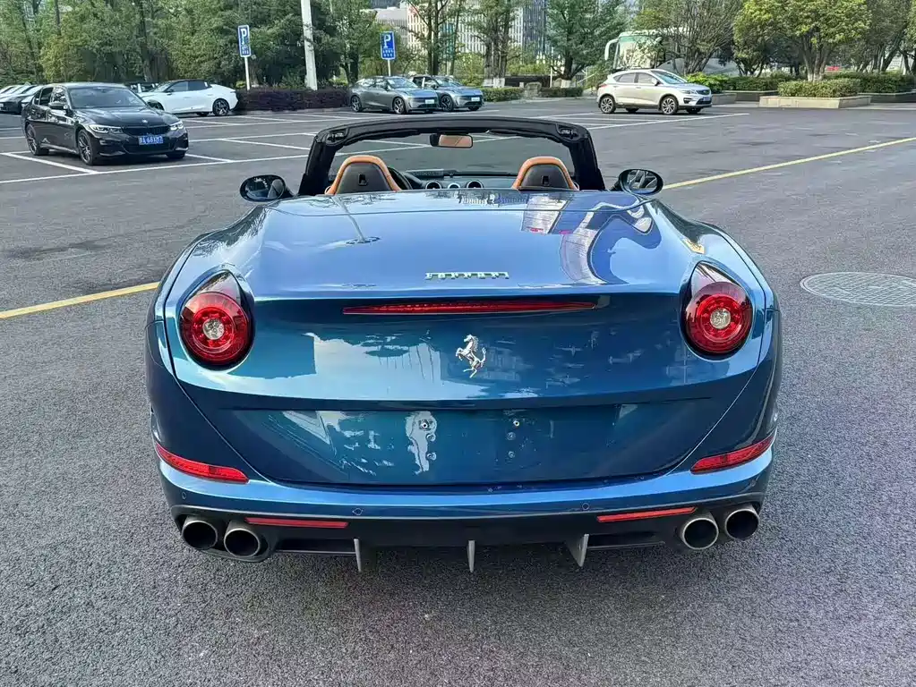 Ferrari California T 2015 3.9T
