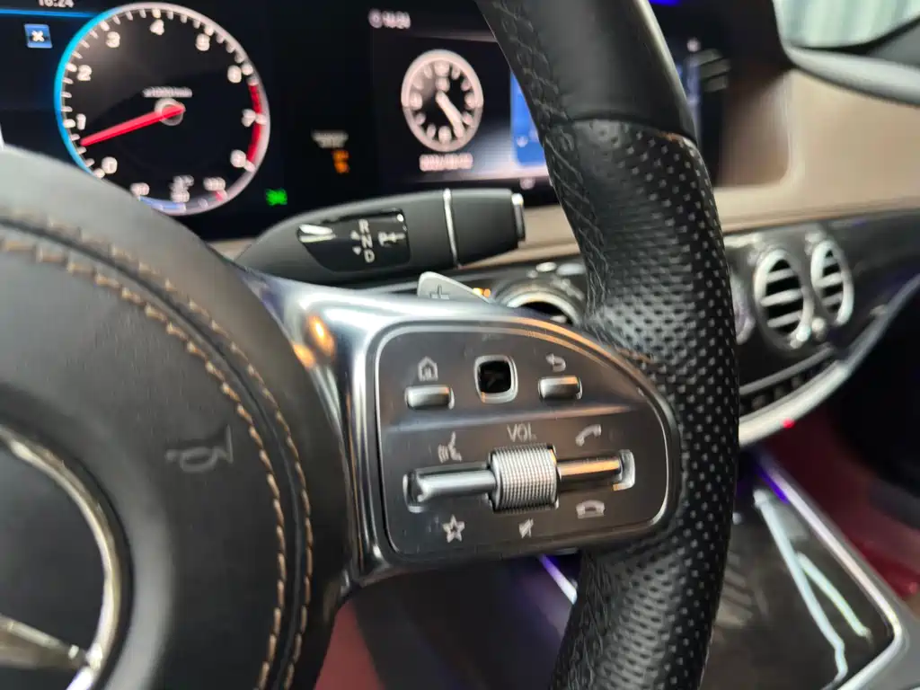 Mercedes-Benz S-Class — миниатюра 17