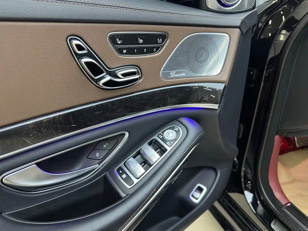 Mercedes-Benz S-Class — миниатюра 9