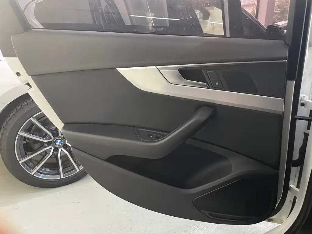 Audi A4L — миниатюра 21