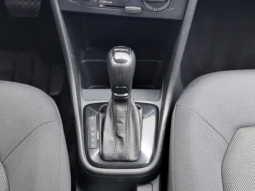 Skoda Rapid Spaceback — миниатюра 13