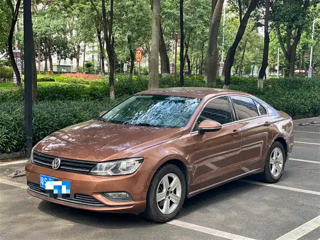 VOLKSWAGEN LINGDU 2018