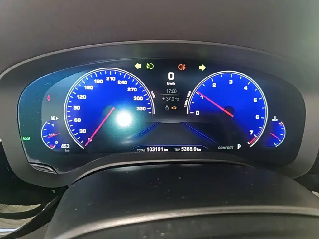BMW 5 Series — миниатюра 12