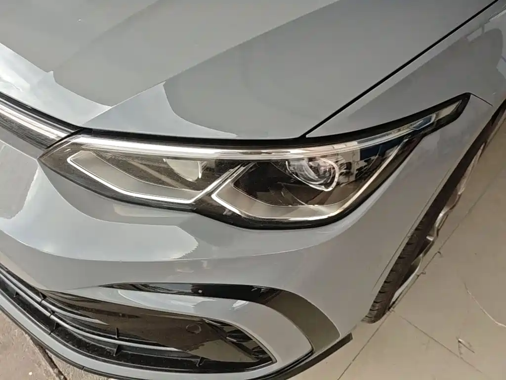 Volkswagen Golf — миниатюра 24