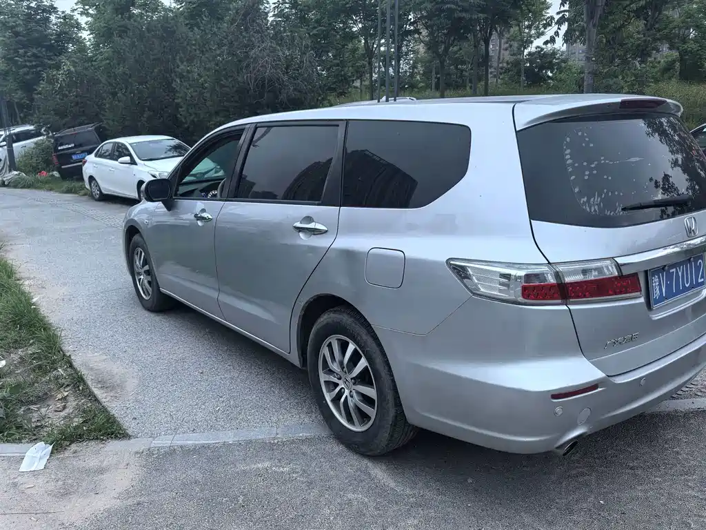 Honda Odyssey — миниатюра 6