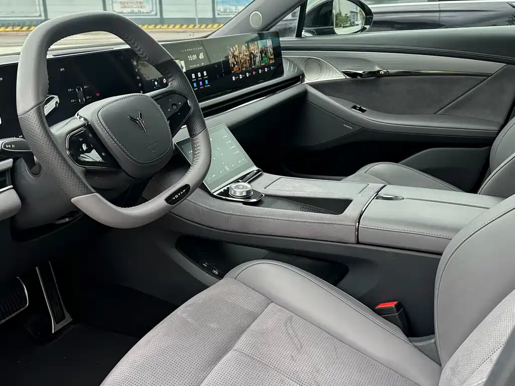 LANTU AUTOMOBILE LANTU CHASING LIGHT