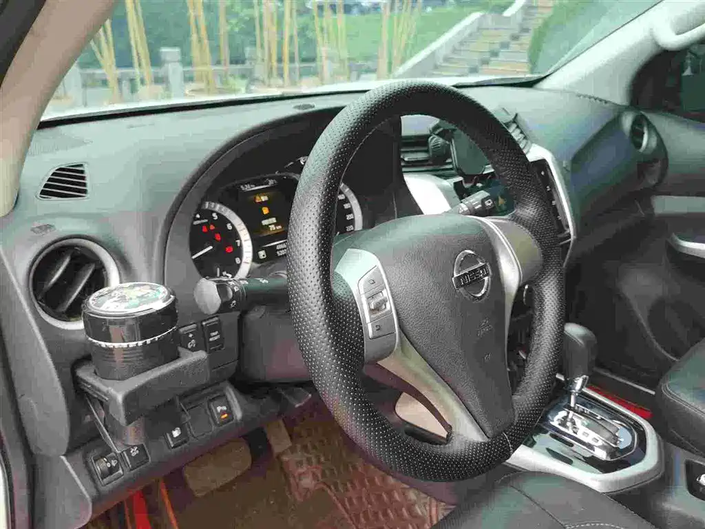 Nissan Terra — миниатюра 14