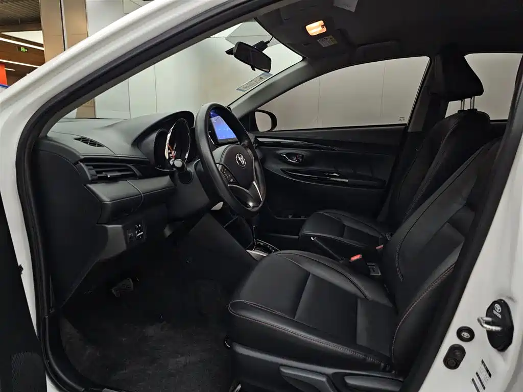 TOYOTA YARIS L ZHIXUAN