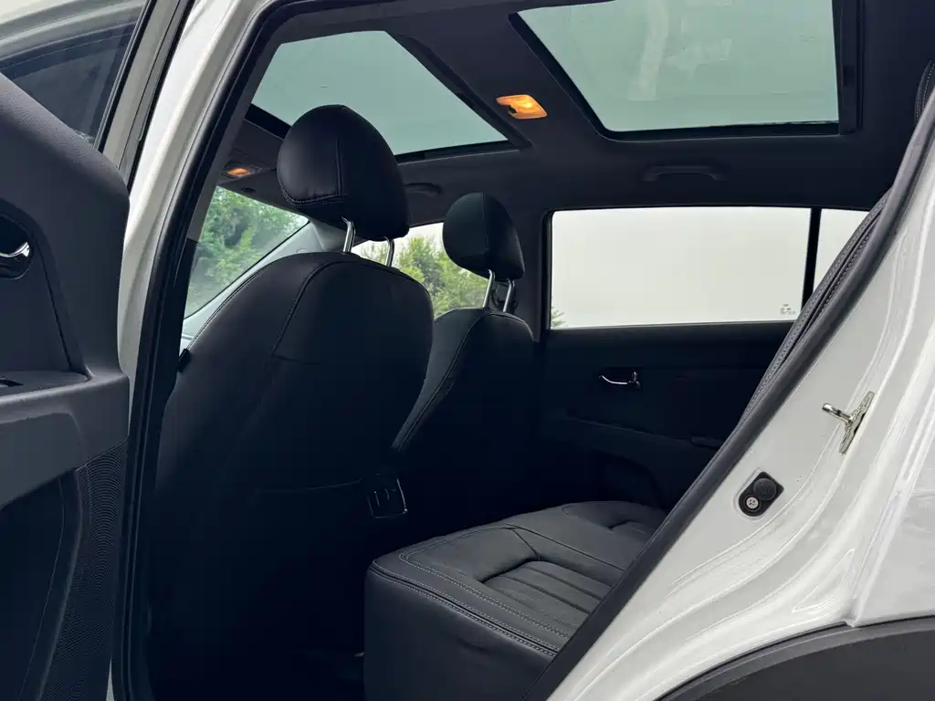 Kia Sportage — миниатюра 13
