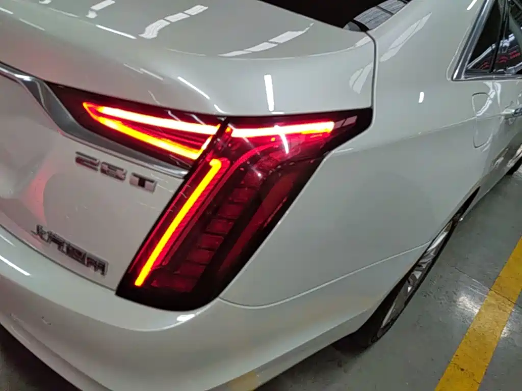 Cadillac CT6 — миниатюра 8