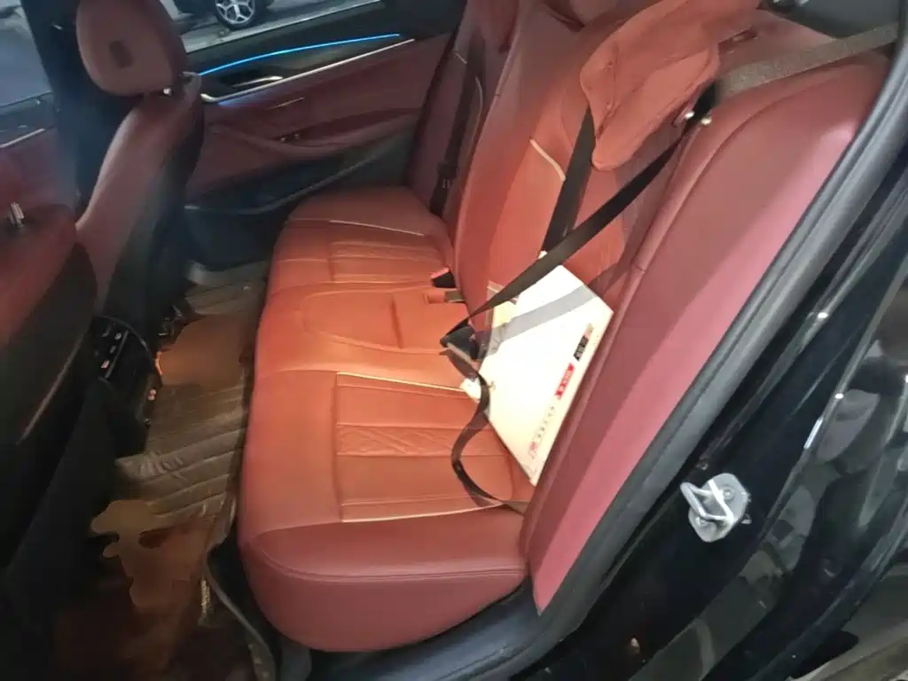 BMW 5 Series New Energy — миниатюра 24