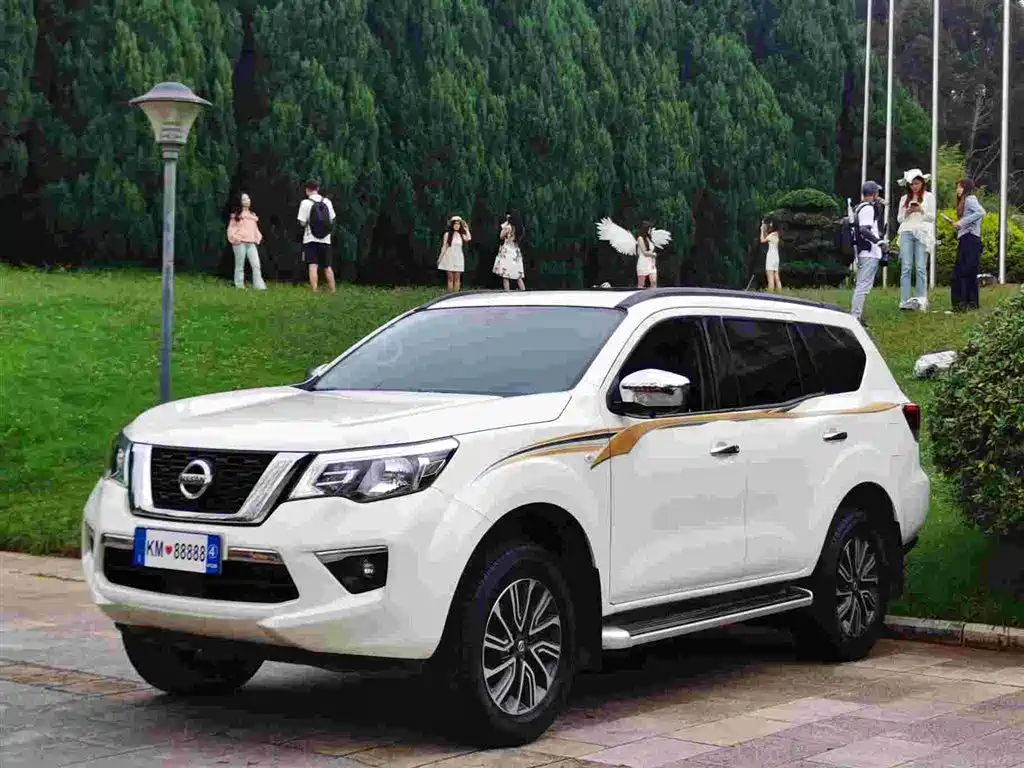 Nissan Terra