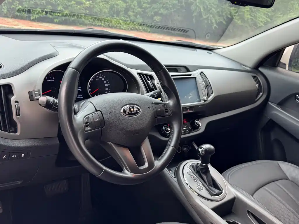 Kia Sportage — миниатюра 10