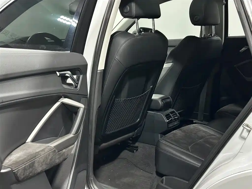 Audi Q3 — миниатюра 6