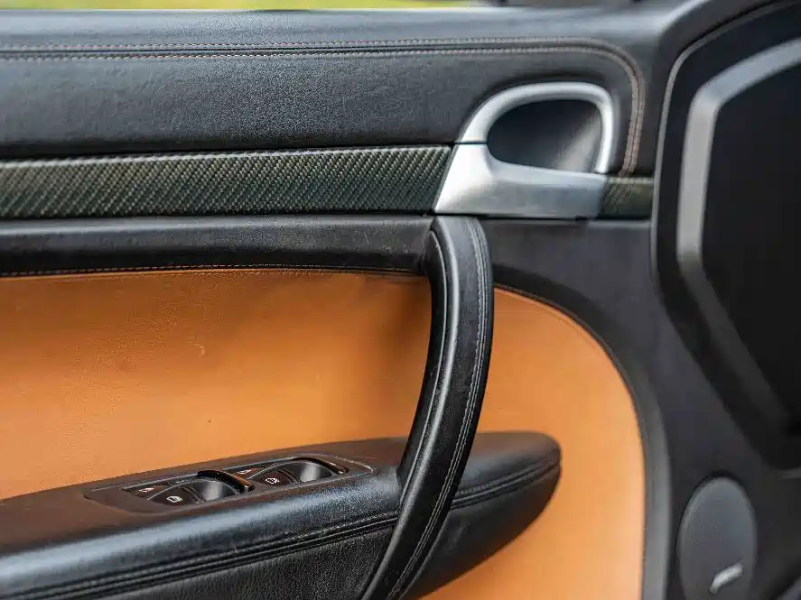 Porsche Cayenne — миниатюра 17
