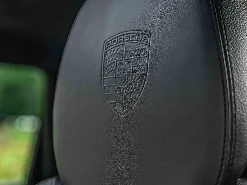 Porsche Cayenne — миниатюра 18