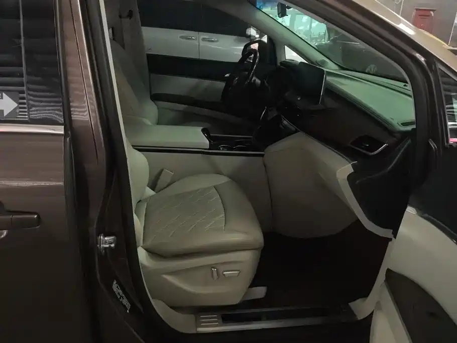 Buick GL8 2021 652T Comfort