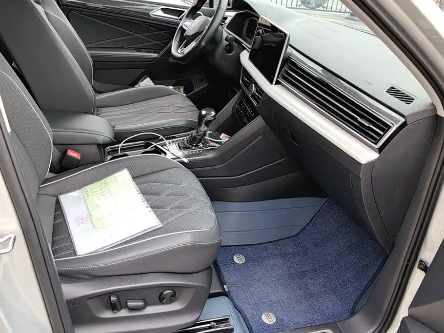 Volkswagen Tiguan L — миниатюра 8