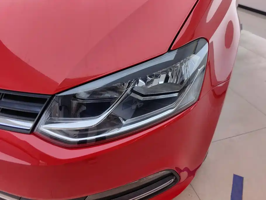 Volkswagen Polo — миниатюра 5