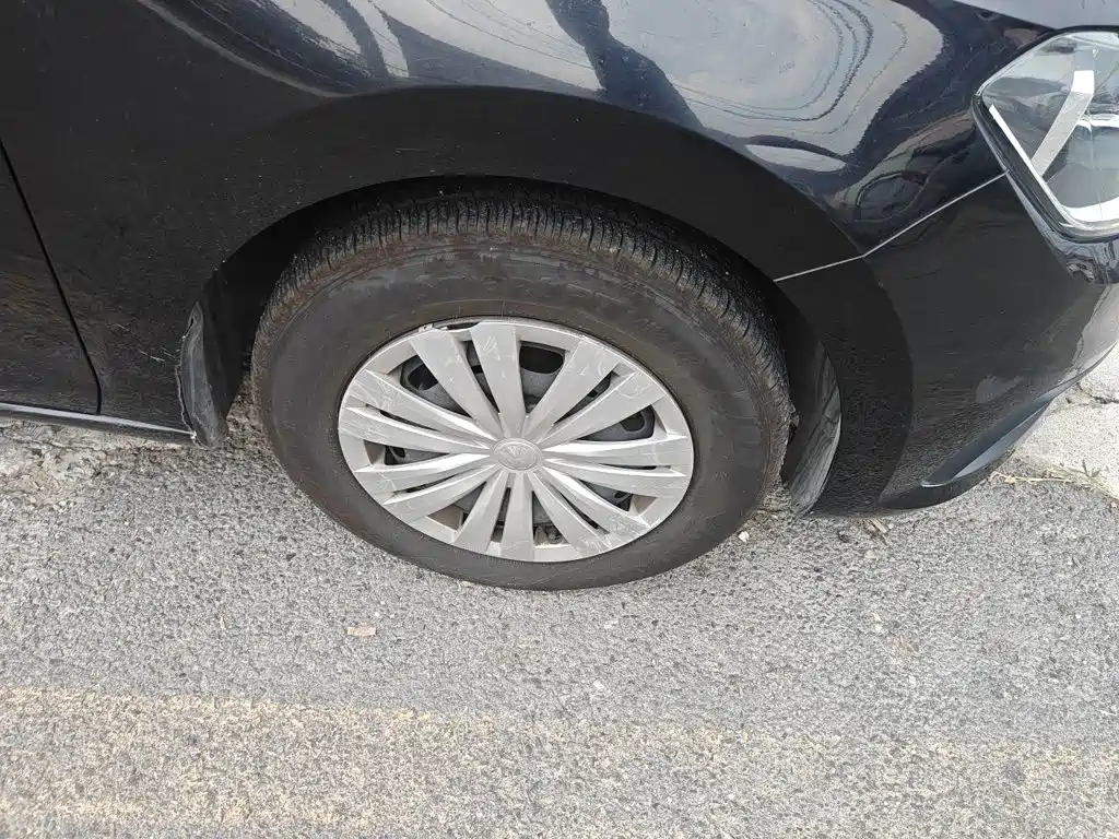 Volkswagen Santana — миниатюра 26