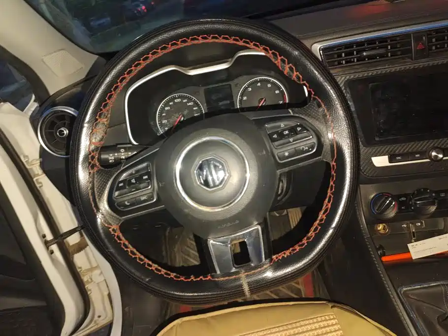 MG ZS — миниатюра 15