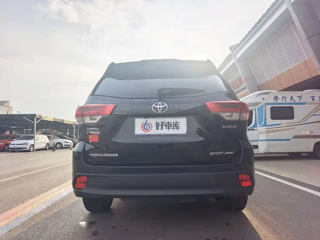 Toyota Highlander — миниатюра 5