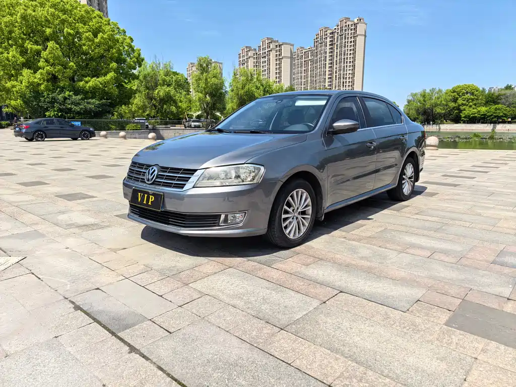 Volkswagen Lavida 2015