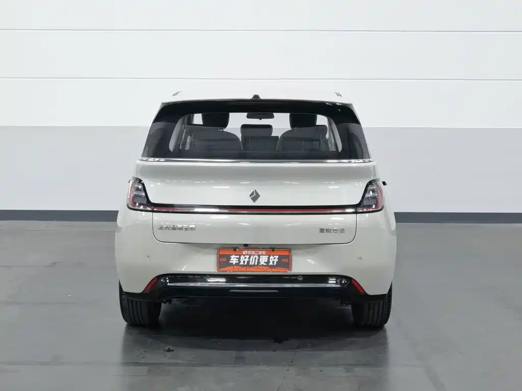 Baojun Yunduo — миниатюра 4