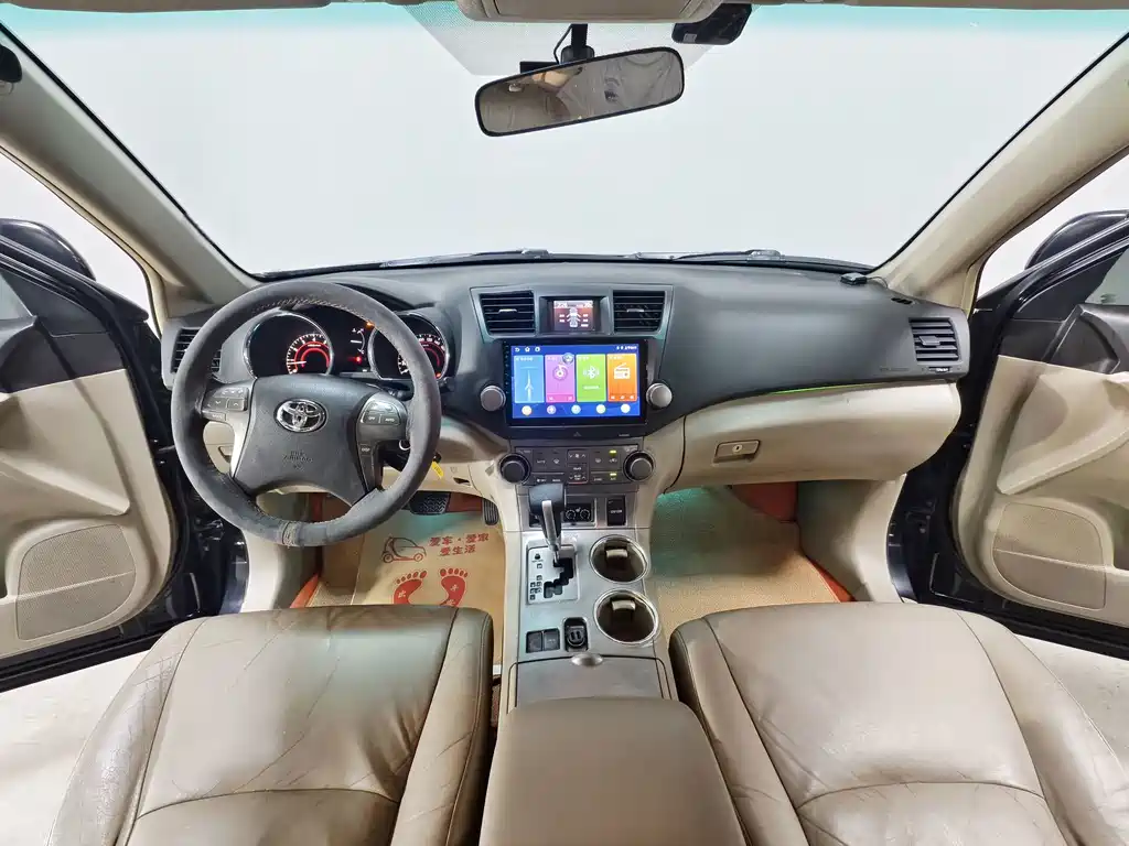 Toyota Highlander — миниатюра 9
