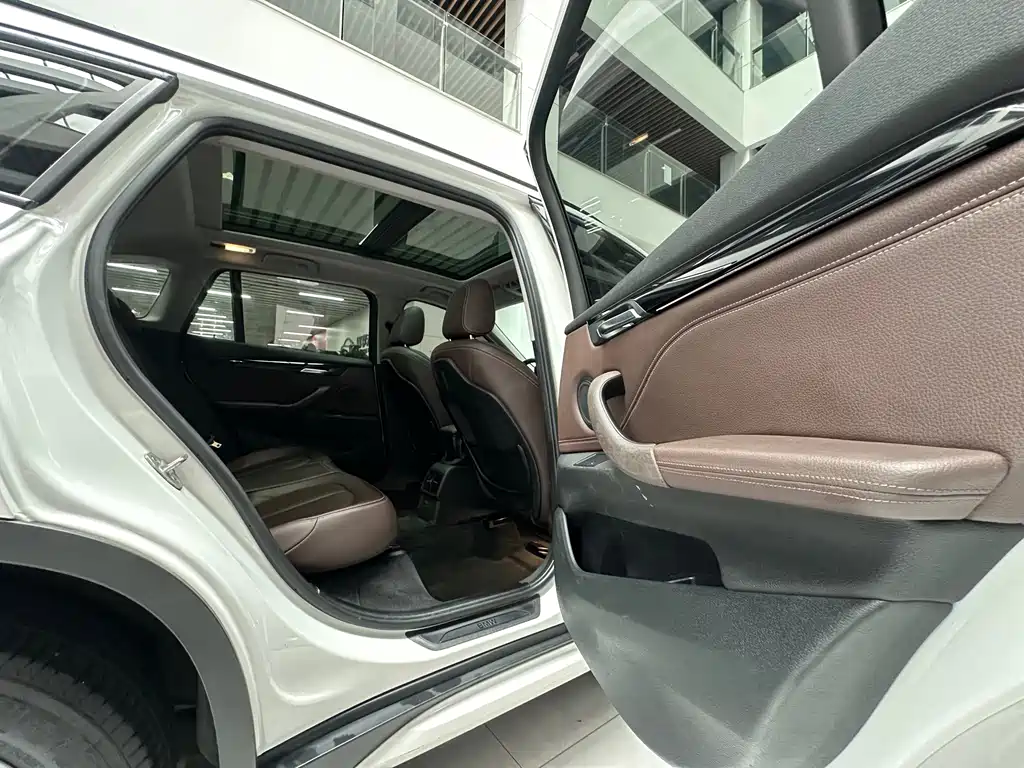 BMW X1 — миниатюра 18