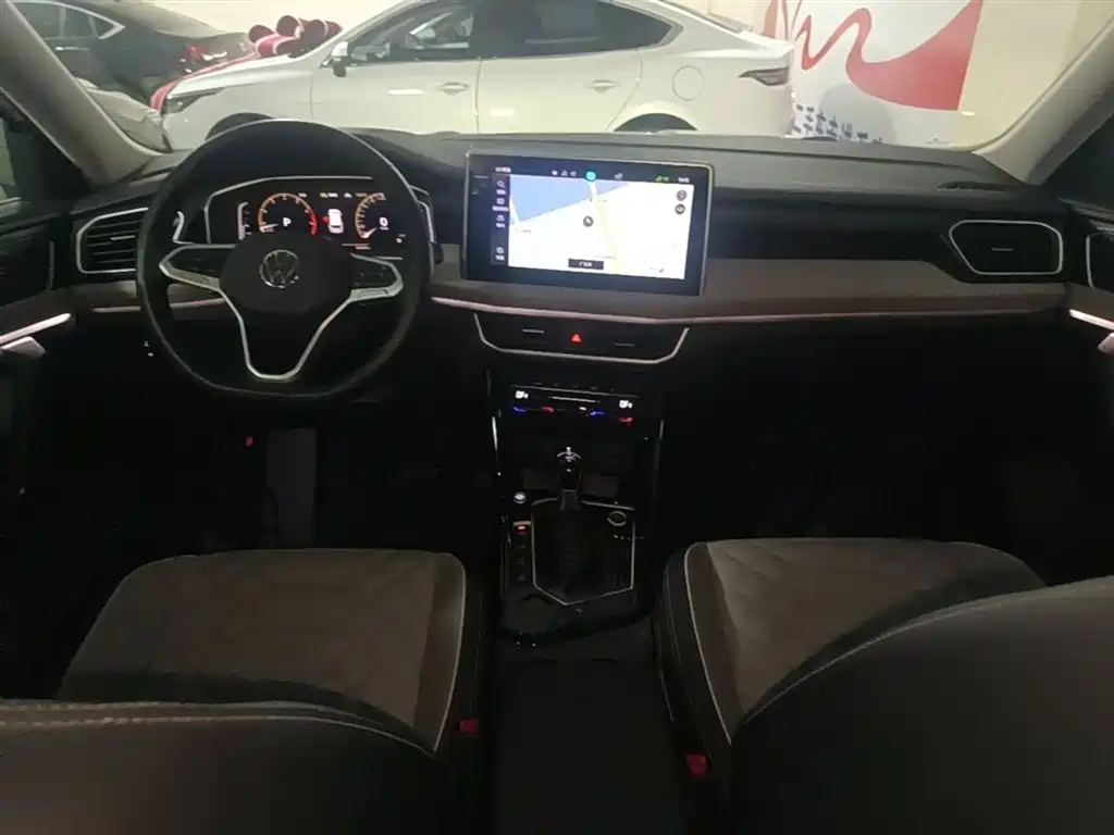 Volkswagen Tayron 2023 300TSI Luxury Plus