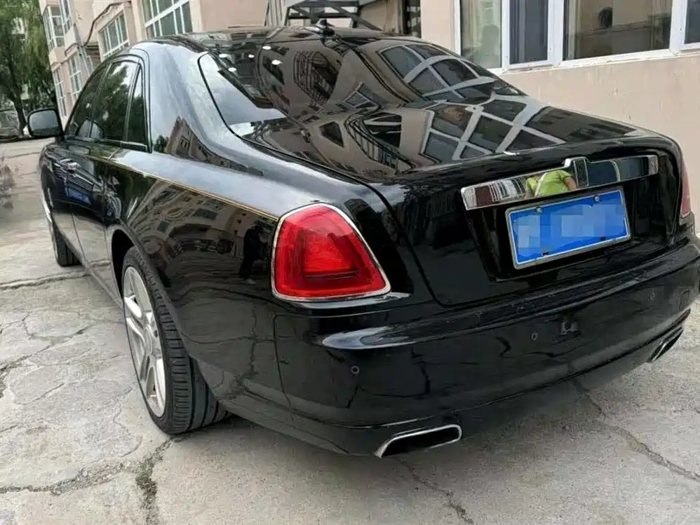 Rolls-Royce Ghost 2010 6.6T Standard